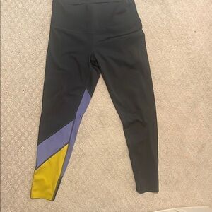 Cotopaxi Mariposa gray tights 7/8 length size m